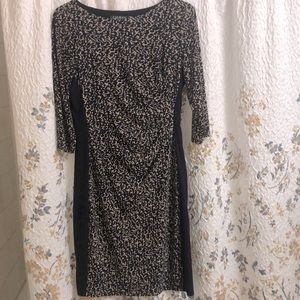 Beautiful Ralph Lauren jersey dress ruching and color block on the side